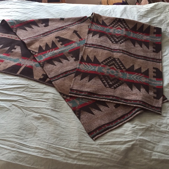 Stetson Wool Small OS Southwest Print Wrap Shawl - Picture 1 of 5